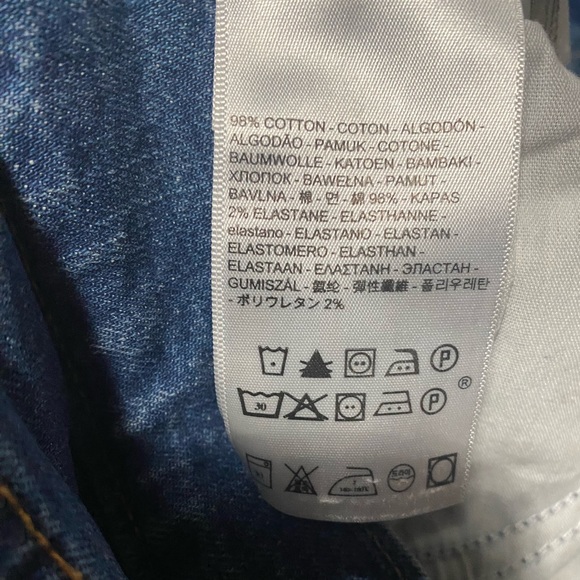 Womens Levi’s the mom jean high waisted button fly like new 80’s tapered ankle - Picture 11 of 11